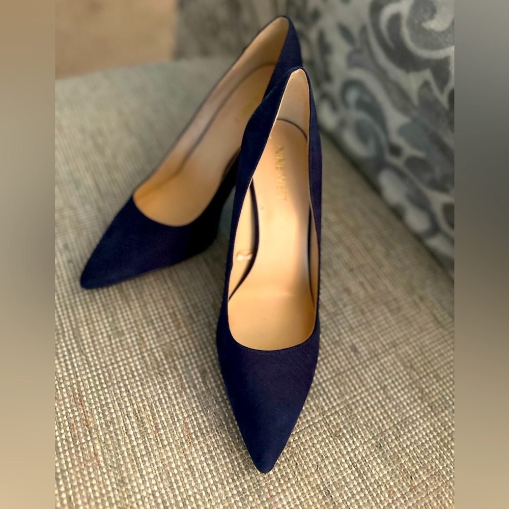 Nine West Blue Suede 3inch Stiletto heels SZ 7.5